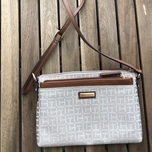 Tommy Hilfiger Crossbody bag